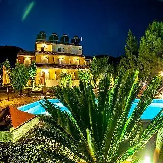 Pegasus Studios Karavádhos Hotel